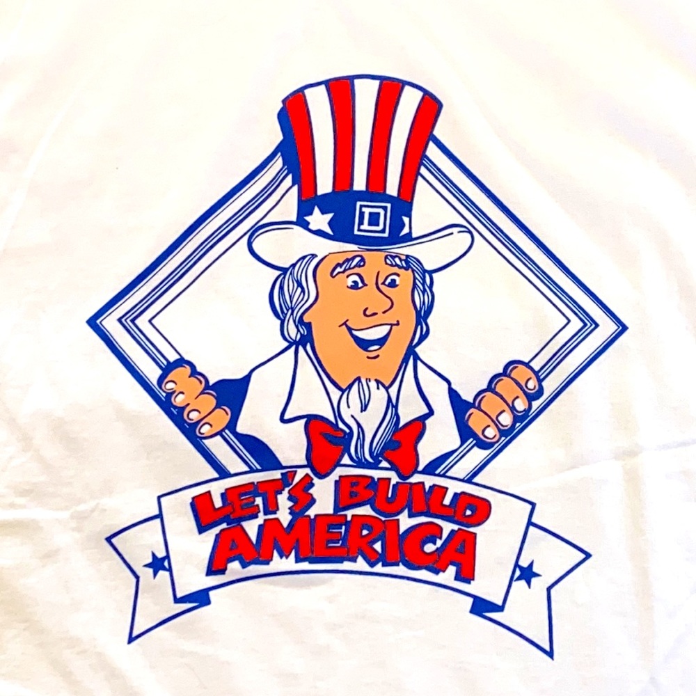 VTG 90’s Uncle Sam Build America T-shirt. Size L.